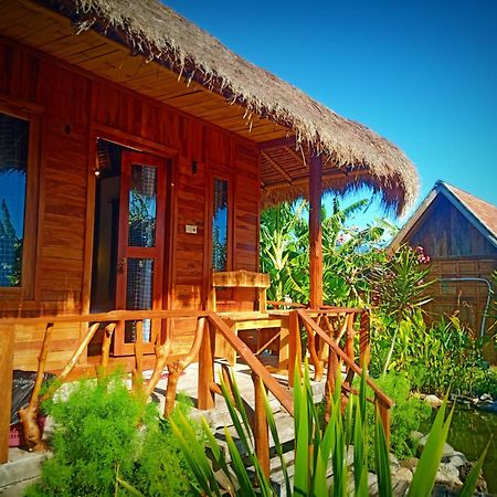 Umah Kayu 2-Menjangan Homestay Banyuwedang Eksteriør bilde